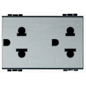 light tech - presa duplex univer 2P+T 16A - BTicino NT4185