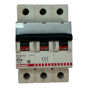 btdin45 - magnetotermico 3P  tripolare (3 poli)  10A 4,5kA - BTicino F83A/10