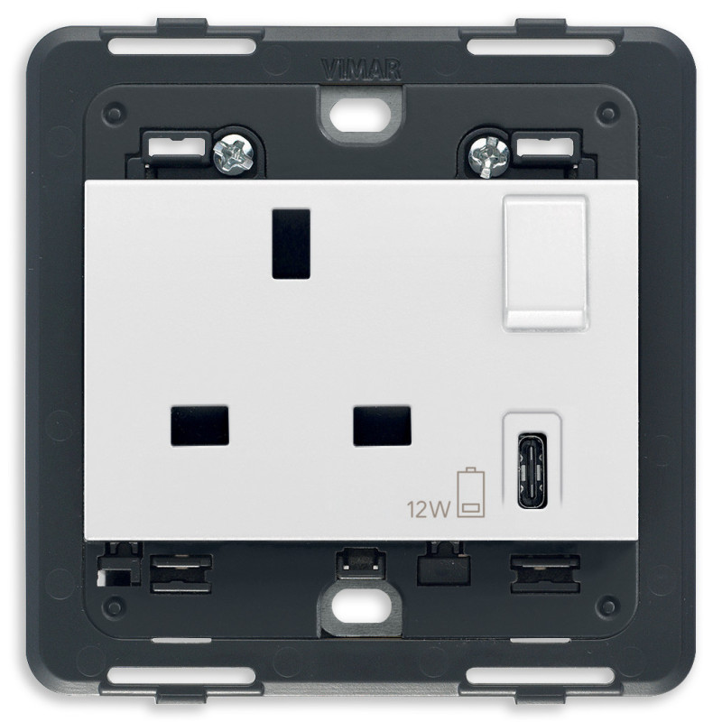 Presa 2P+T 13A BS + int. + USB C bianco - Vimar 20223.C.B