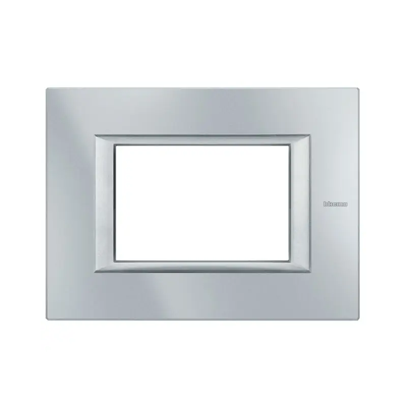 Axolute - placca 3P tech - BTicino HA4803HC