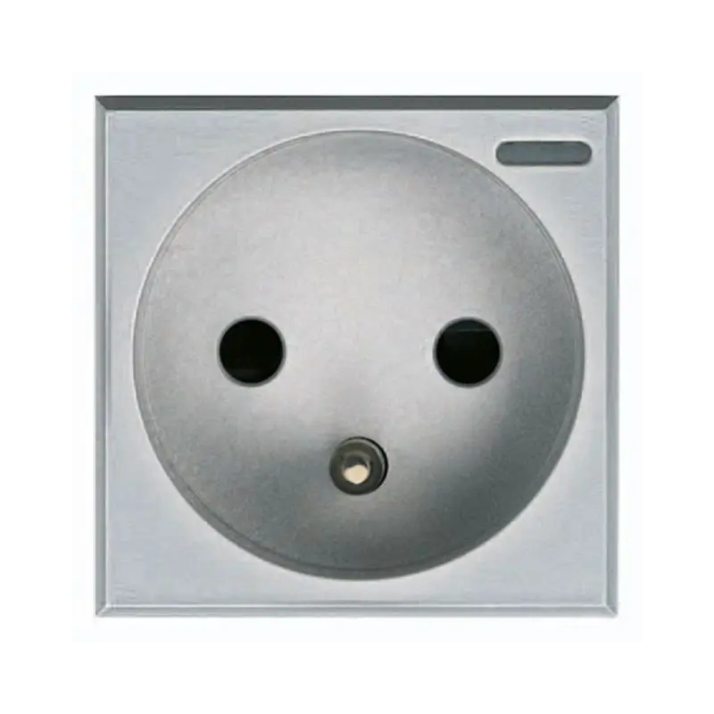 axolute - 2P+E socket F/B 16A auto - BTicino HC4142AN