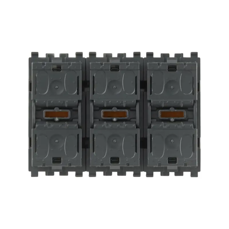 Tre pulsanti basculanti - Vimar 20541