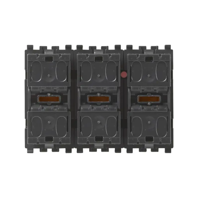 Tre pulsanti semplici + rel? - Vimar R20545