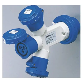 AD.ST.2P+T 32A 230V 3X2P+T - Gewiss GW64062