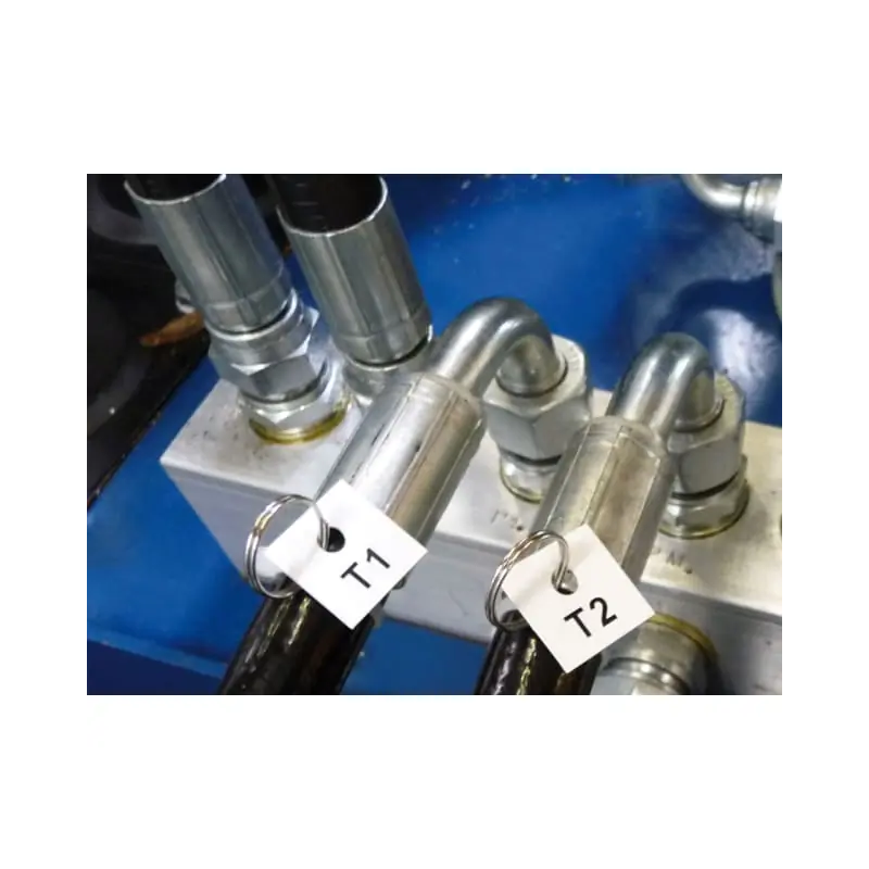 TARGHET. MG-DOG PVC PREFORATA BIANCA 20X20 - CEMBRE 48203