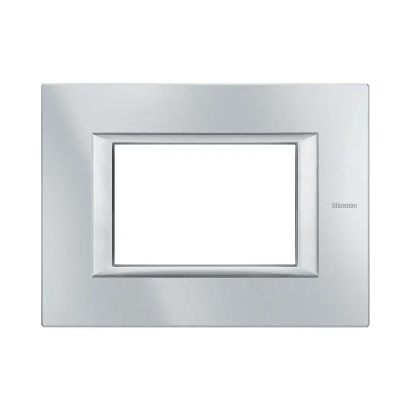 Axolute - placca 3P tech - BTicino HA4803HC