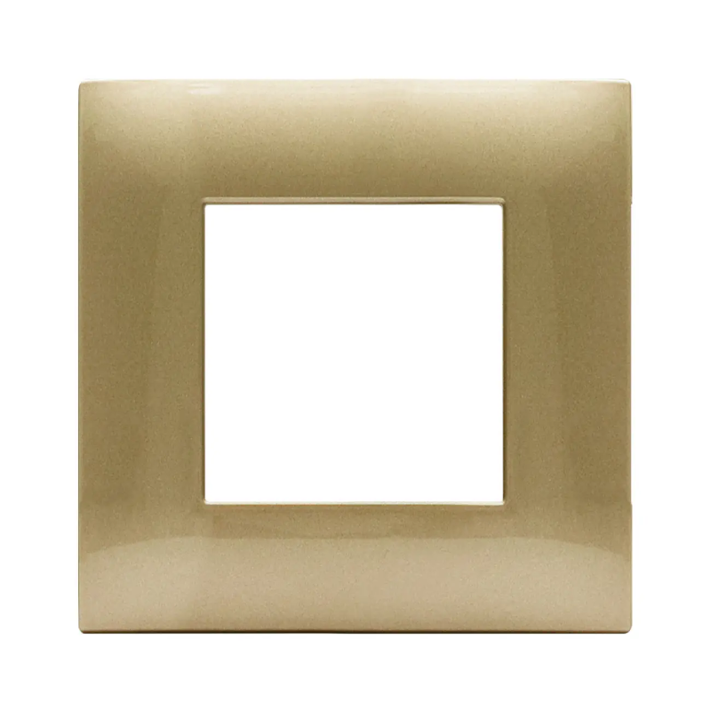 PLACCA YOUNG44 ORO               2M - AVE 44PJ32GOLD