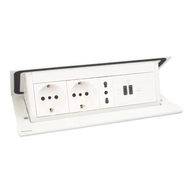 incara - pop-up 3xP30 + P17/11 + USB A+C w - BTicino 150482NW